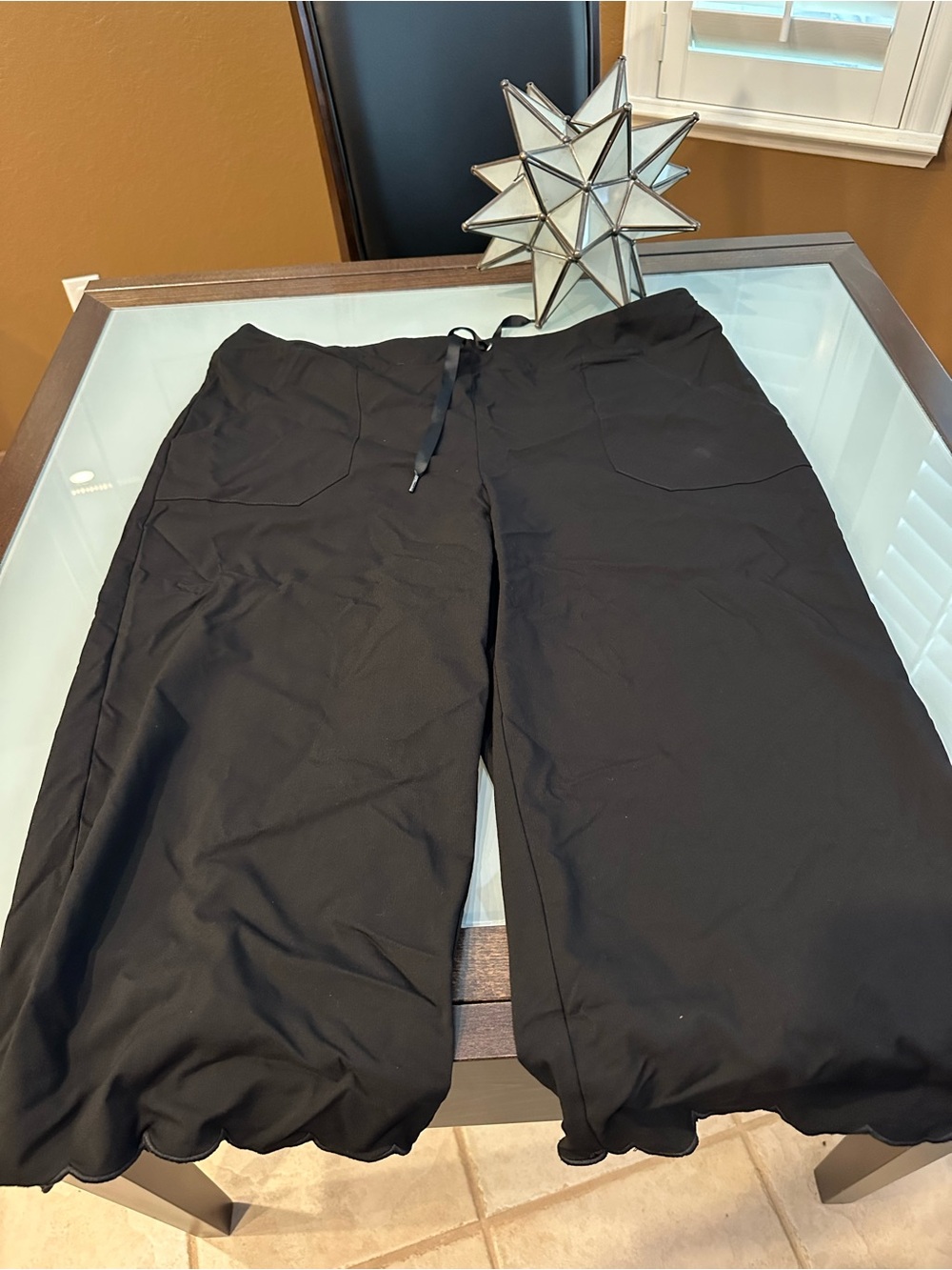 Chico’s black capri pants Chico’s size 3 (xl)